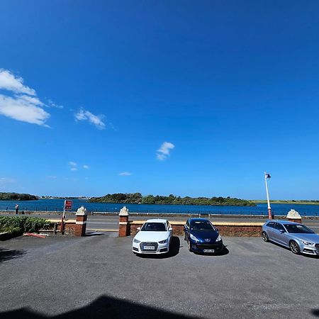 2 Bed Apartment Lakeside On The Promenade Southport Exterior foto